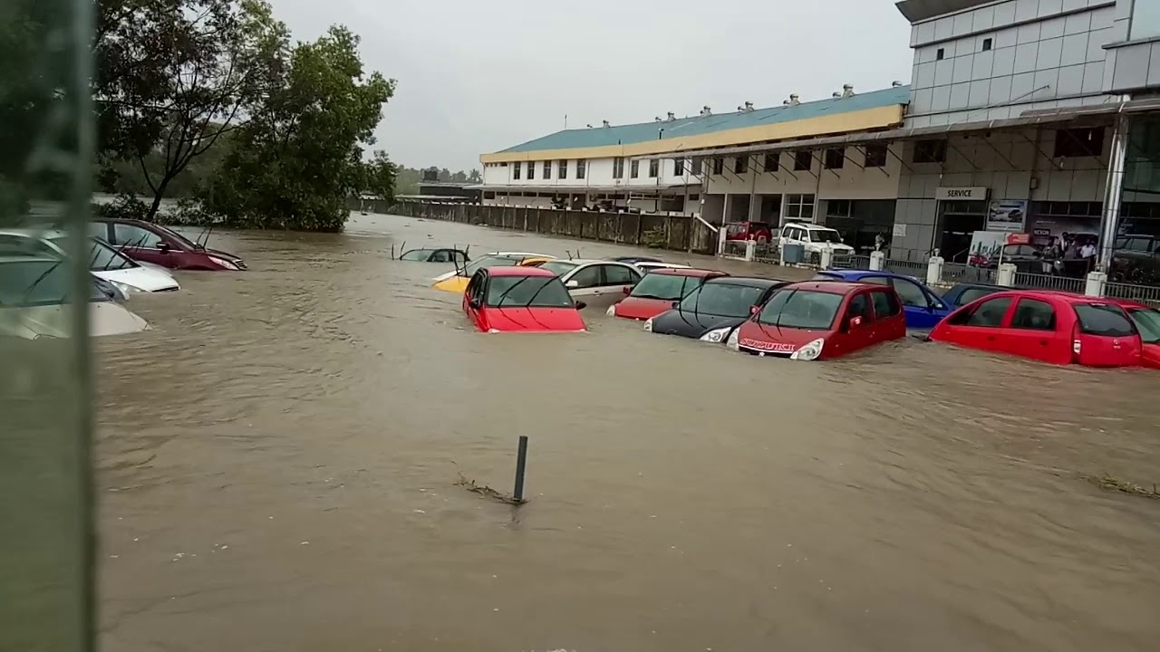 মন্দিরে নামাজ পড়ল কেরালার মুসলিমরা